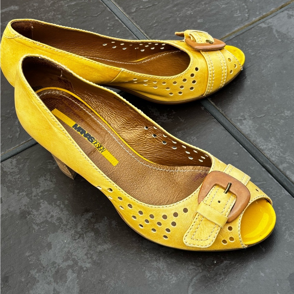Manas Design Leather Peep Toe Pumps Yellow Size 39 Made In Italy Chunky Heel